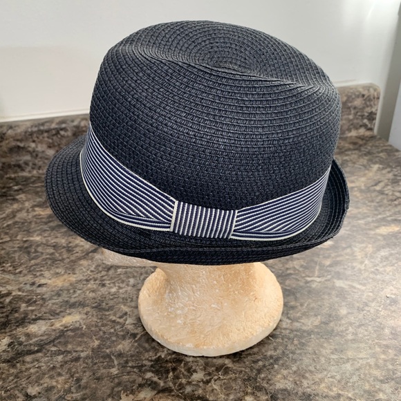 Women’s  Banana Republic Hat - Picture 4 of 9
